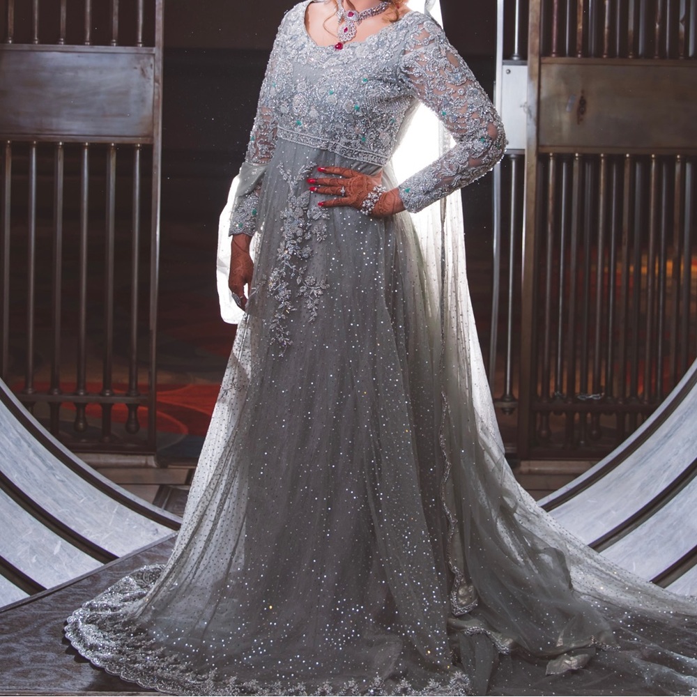Suffuse bridal dress